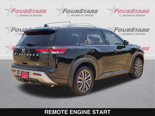 2025 Nissan Pathfinder SL FWD