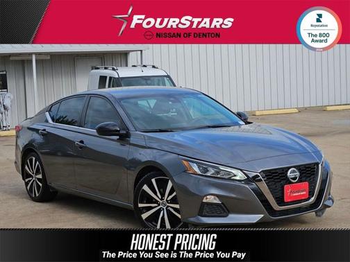 2022 Nissan Altima SR FWD