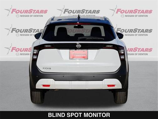 2026 Nissan Kicks SV