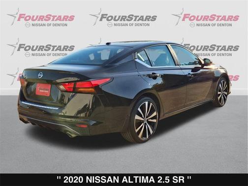 2020 Nissan Altima SR FWD