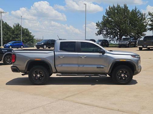 Sterling Metallic 2024 GMC Canyon Elevation