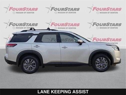 2025 Nissan Pathfinder SV FWD