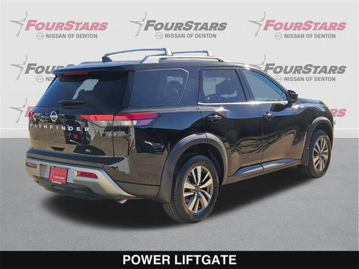 2025 Nissan Pathfinder SL FWD