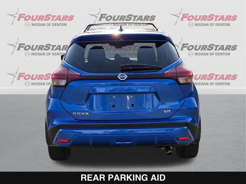 2021 Nissan Kicks SR