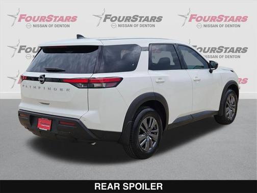 2025 Nissan Pathfinder S FWD