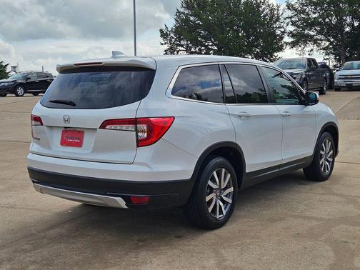 White 2020 Honda Pilot 2WD EX-L