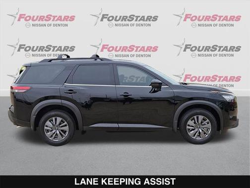 2025 Nissan Pathfinder SV FWD