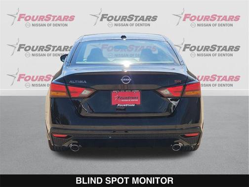 2025 Nissan Altima SR FWD