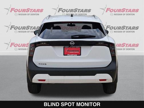 2026 Nissan Kicks SV