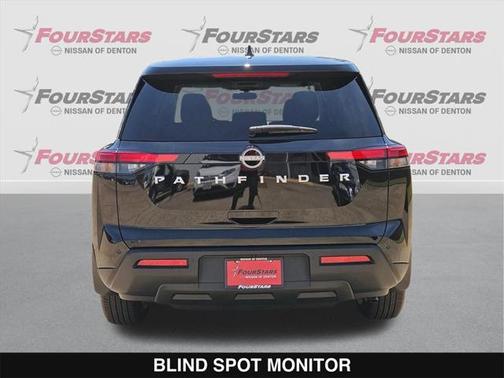 2025 Nissan Pathfinder S FWD