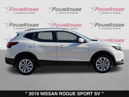 2019 Nissan Rogue Sport SV