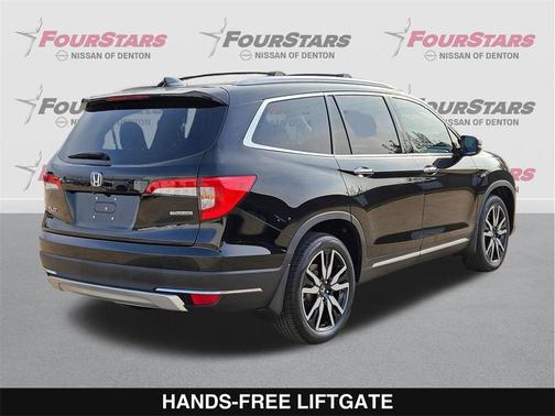 2022 Honda Pilot Touring 8-Passenger