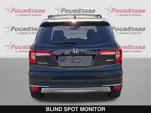 2022 Honda Pilot Touring 8-Passenger
