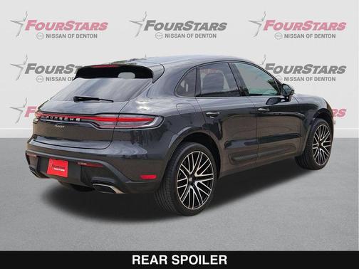 Volcano Grey Metallic 2022 Porsche Macan Macan