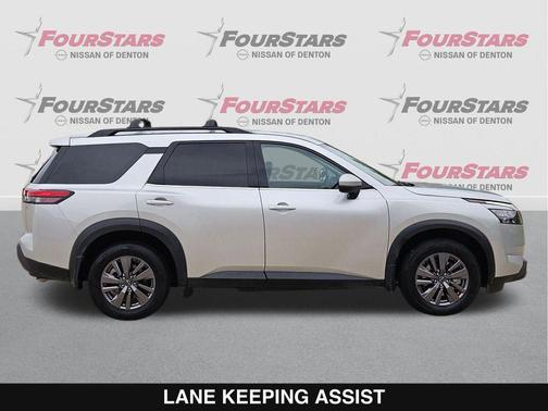 Brilliant Silver Metallic 2023 Nissan Pathfinder SV FWD