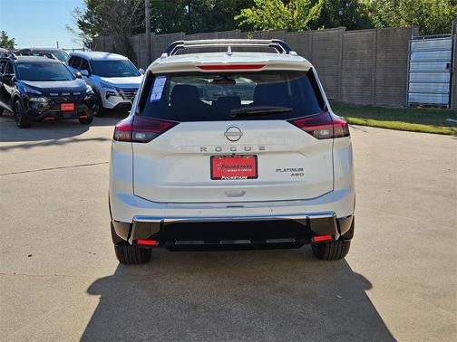2026 Nissan Rogue Platinum