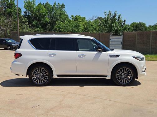 Moonstone White 2023 INFINITI QX80 PREMIUM SELECT AWD