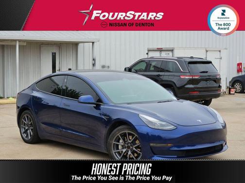 Blue 2022 Tesla Model 3 Long Range