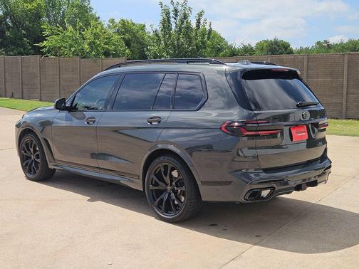 Dravit Gray Metallic 2024 BMW X7 xDrive40i