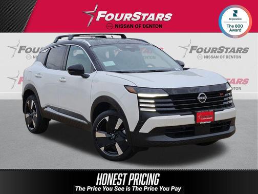 Aspen White/Super Black 2026 Nissan Kicks SR