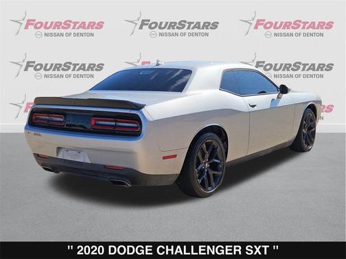 2020 Dodge Challenger SXT