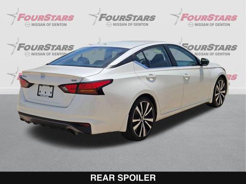 Pearl White Tricoat 2019 Nissan Altima 2.5 SR