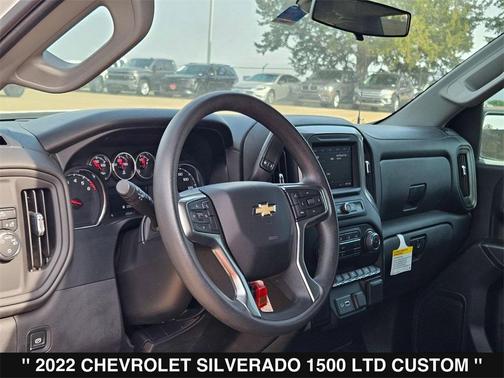 2022 Chevrolet Silverado 1500 Custom