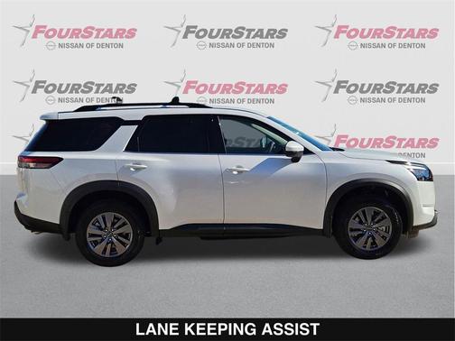 2025 Nissan Pathfinder SV FWD