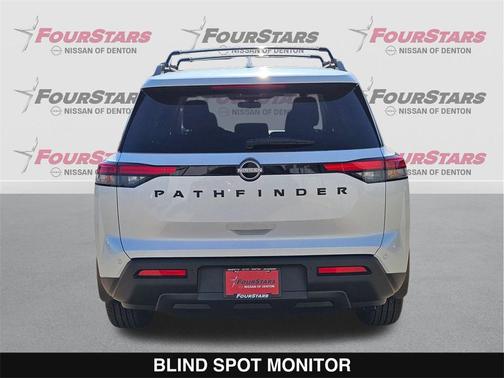 2025 Nissan Pathfinder SV FWD