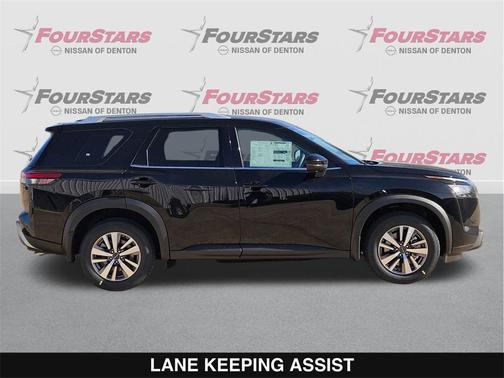 2025 Nissan Pathfinder SL FWD