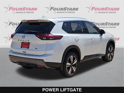 2025 Nissan Rogue SL
