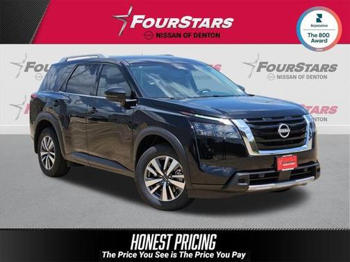 2025 Nissan Pathfinder SL FWD
