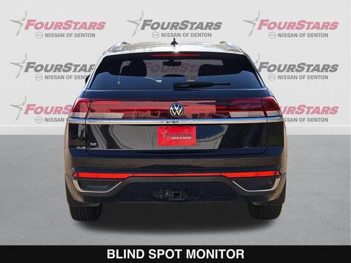Deep Black 2024 Volkswagen Atlas Cross Sport 2.0T SE w/Technology