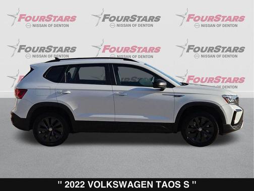 Pure White 2022 Volkswagen Taos 1.5T S
