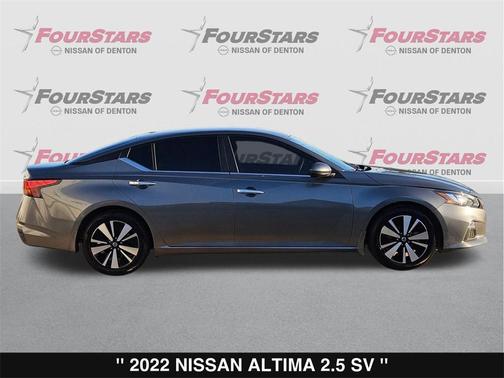 2022 Nissan Altima 2.5 SV