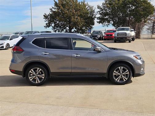 2019 Nissan Rogue SV