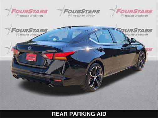 2025 Nissan Altima SR FWD