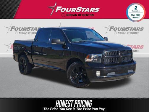 Brilliant Black Crystal Pearlcoat 2018 RAM 1500 Big Horn