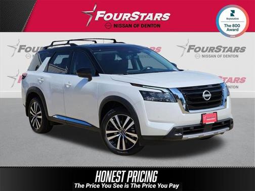 2025 Nissan Pathfinder Platinum FWD