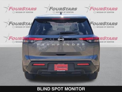 2025 Nissan Pathfinder S FWD