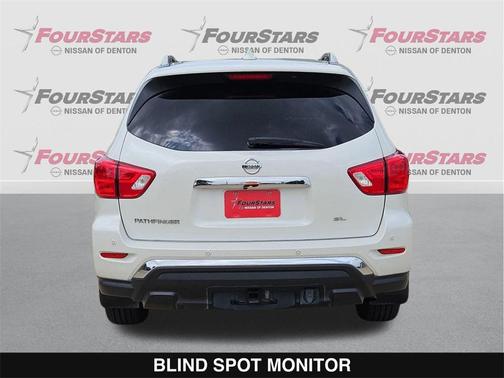 2019 Nissan Pathfinder SL