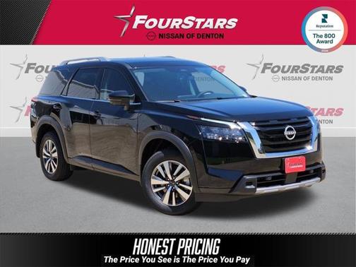 2025 Nissan Pathfinder SL 4WD