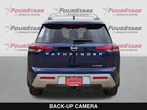 2025 Nissan Pathfinder Platinum FWD