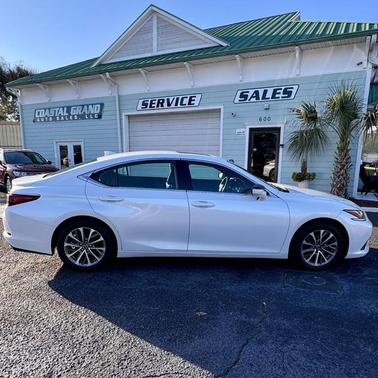 2023 Lexus ES 350 Base