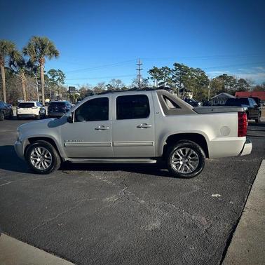 2011 Chevrolet Avalanche 1500 LT
