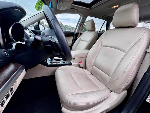 Crystal Black Silica 2018 Subaru Outback 2.5i Limited