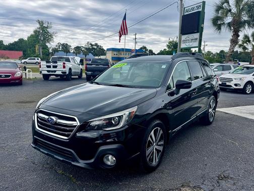 Crystal Black Silica 2018 Subaru Outback 2.5i Limited