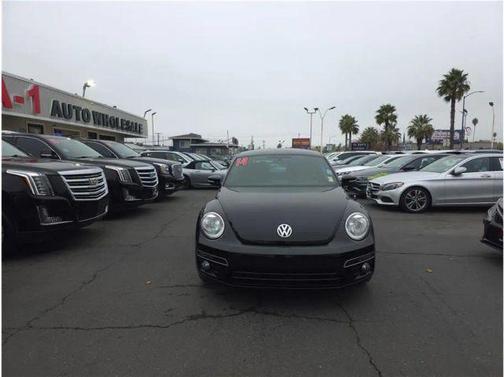 2014 Volkswagen Beetle 2.0T Turbo R-Line