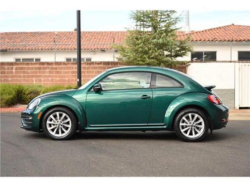 2017 Volkswagen Beetle 1.8T SE