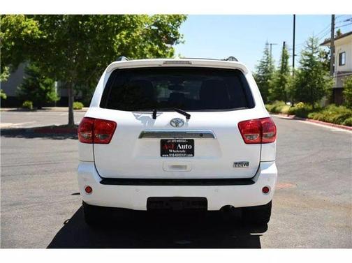2014 Toyota Sequoia Limited